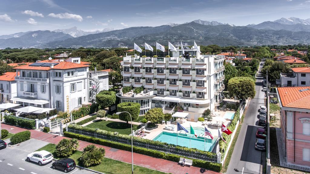 Hotel Il Negresco Forte dei Marmi Buitenkant foto