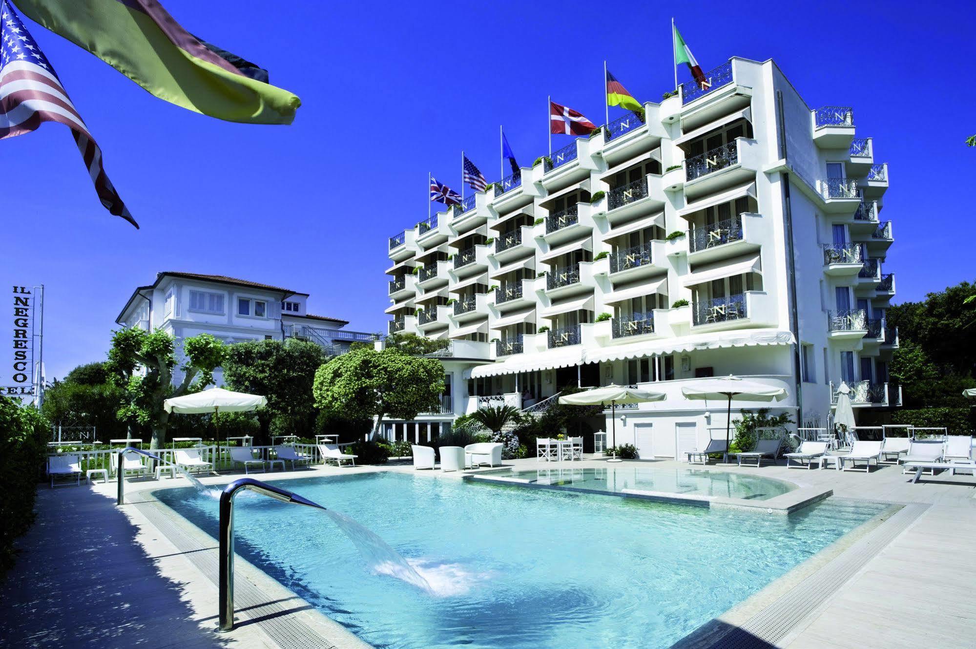 Hotel Il Negresco Forte dei Marmi Buitenkant foto